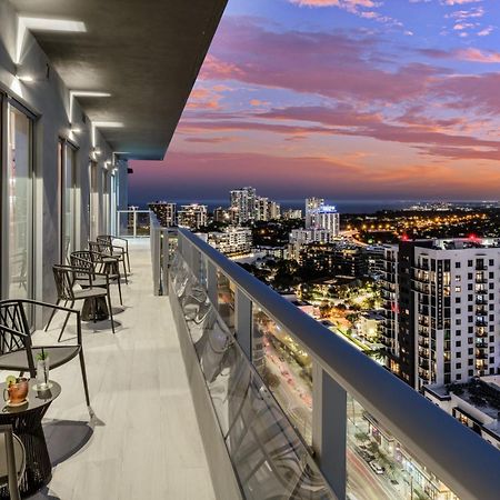 Atwell Suites Miami Brickell By Ihg Екстериор снимка