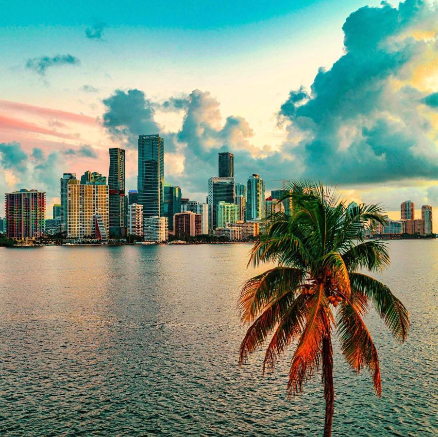 Atwell Suites Miami Brickell By Ihg Екстериор снимка